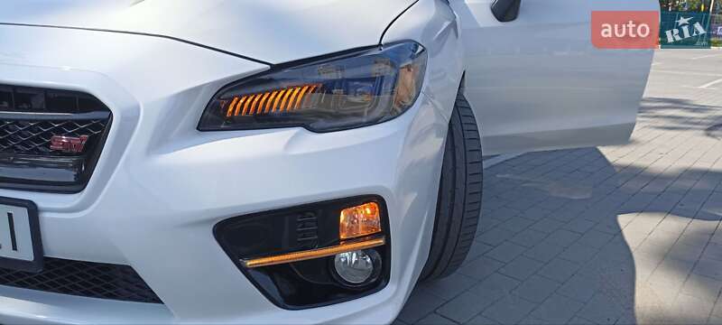 Седан Subaru WRX STI 2015 в Умани