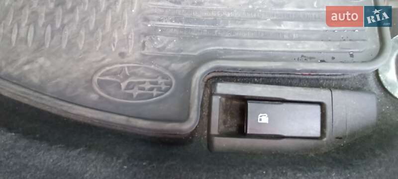 Седан Subaru WRX STI 2015 в Умани