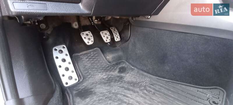 Седан Subaru WRX STI 2015 в Умани