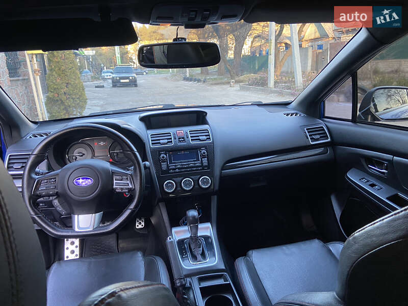 Седан Subaru WRX 2014 в Кропивницком