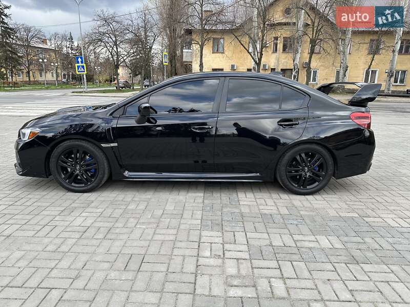 Седан Subaru WRX 2014 в Днепре