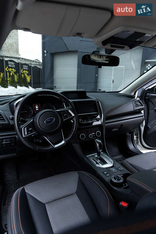 Внедорожник / Кроссовер Subaru XV 2017 в Харькове