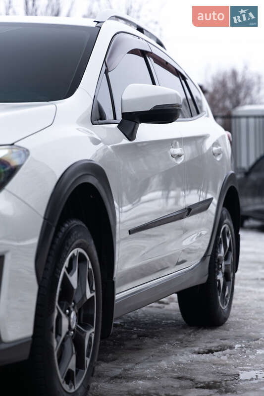 Внедорожник / Кроссовер Subaru XV 2017 в Харькове