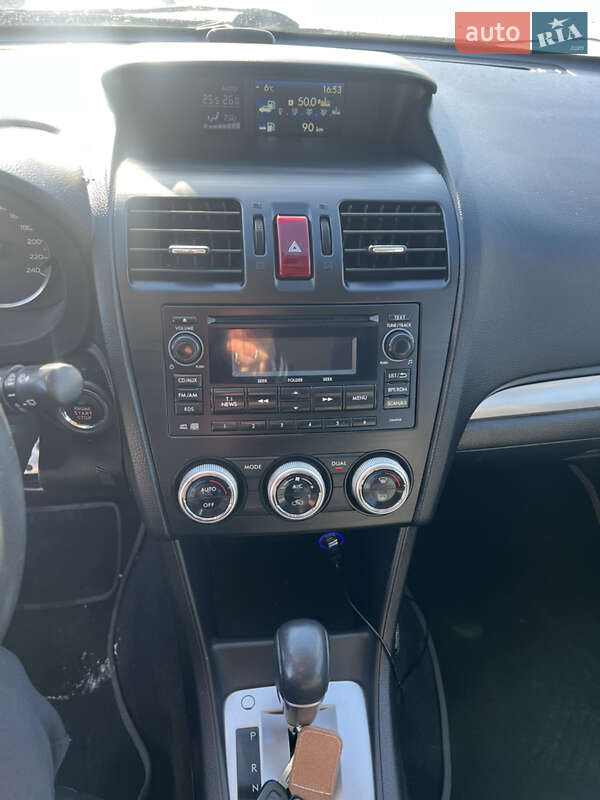 Внедорожник / Кроссовер Subaru XV 2014 в Киеве