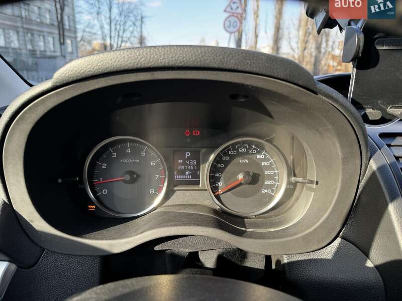 Внедорожник / Кроссовер Subaru XV 2012 в Киеве