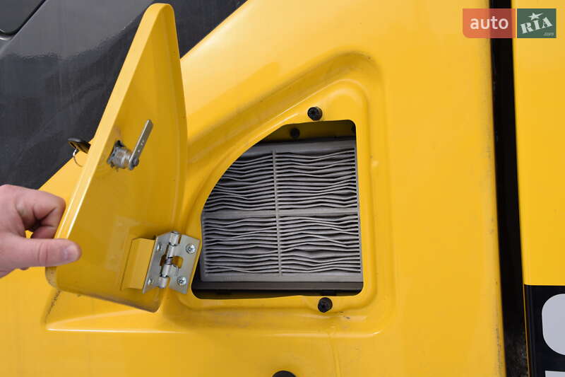 Гусеничный экскаватор Sumitomo SH130-6 2024 в Киеве фото 14 Гусеничный экскаватор Sumitomo SH130-6 2024 в Киеве