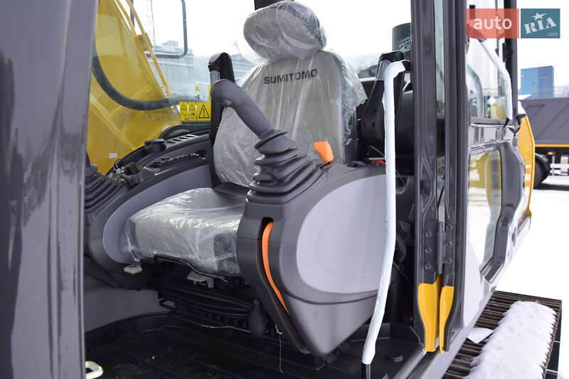 Гусеничный экскаватор Sumitomo SH210-6 LC 2024 в Киеве
