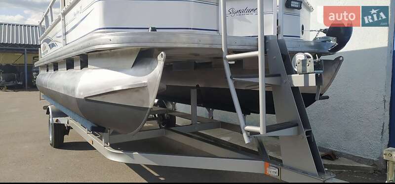 Другой водный транспорт Sun Tracker Party Barge 2007 в Киеве фото 25 Другой водный транспорт Sun Tracker Party Barge 2007 в Киеве