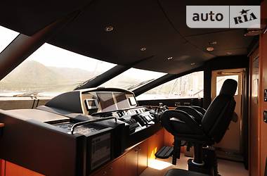 Моторная яхта Sunseeker 88 2010 в 