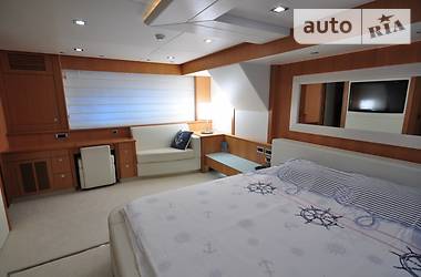 Моторная яхта Sunseeker 88 2010 в 