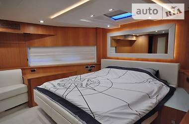 Моторная яхта Sunseeker 88 2010 в 