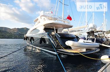 Моторная яхта Sunseeker 88 2010 в 