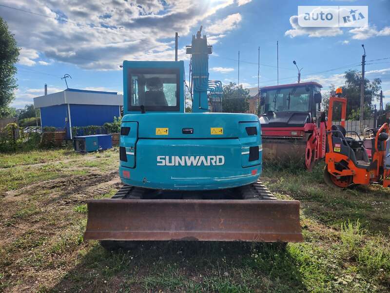 Гусеничный экскаватор SunWard SWE 2017 в Фастове