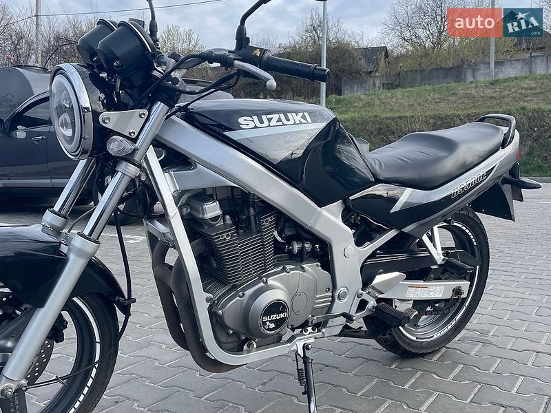 Мотоциклы Cузуки 1998 года бу в Украине - купить Мотоцикл Suzuki