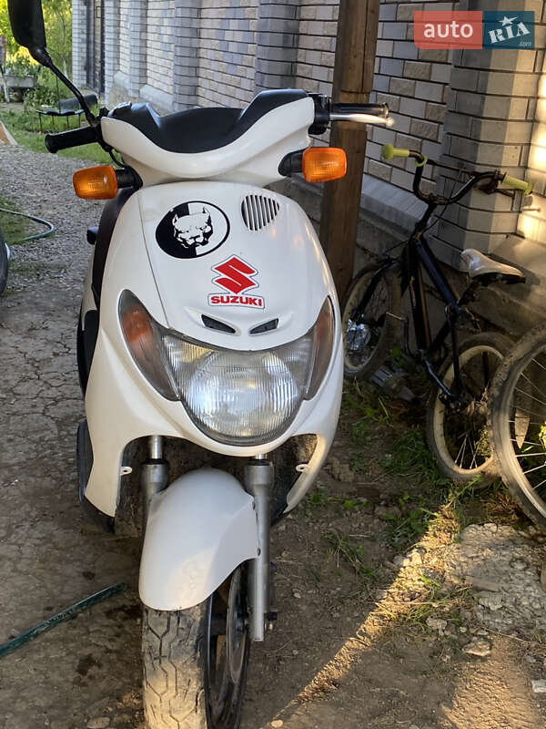 Скутер Suzuki Address 110 2011 в Черновцах