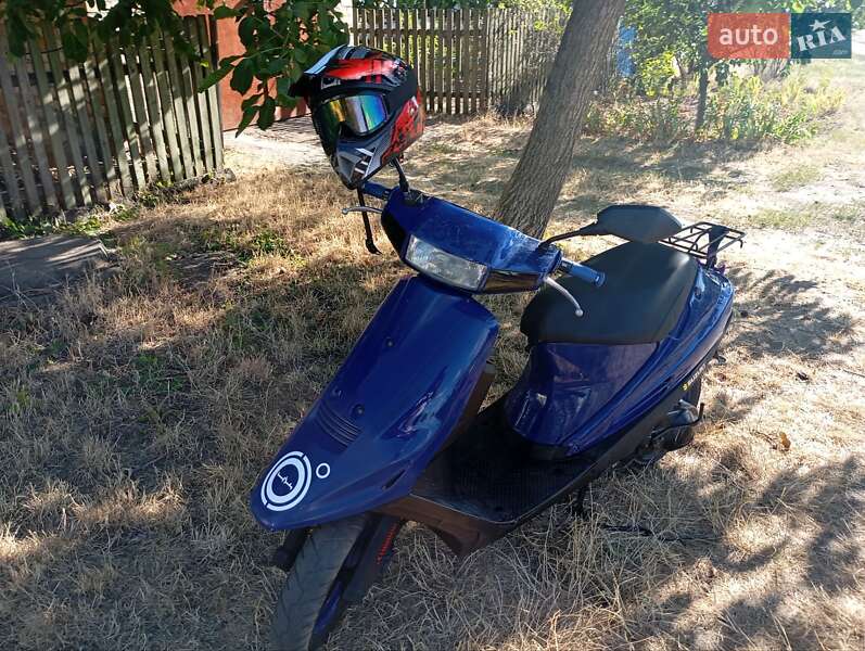 Вантажні моторолери, мотоцикли, скутери, мопеди Suzuki Address V100 2000 в Марганці