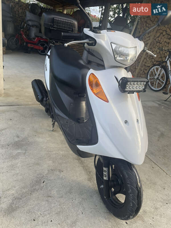 Макси-скутер Suzuki Address V125 2007 в Киеве