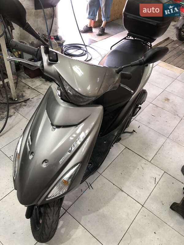 Скутер Suzuki Address V125 2010 в Одесі