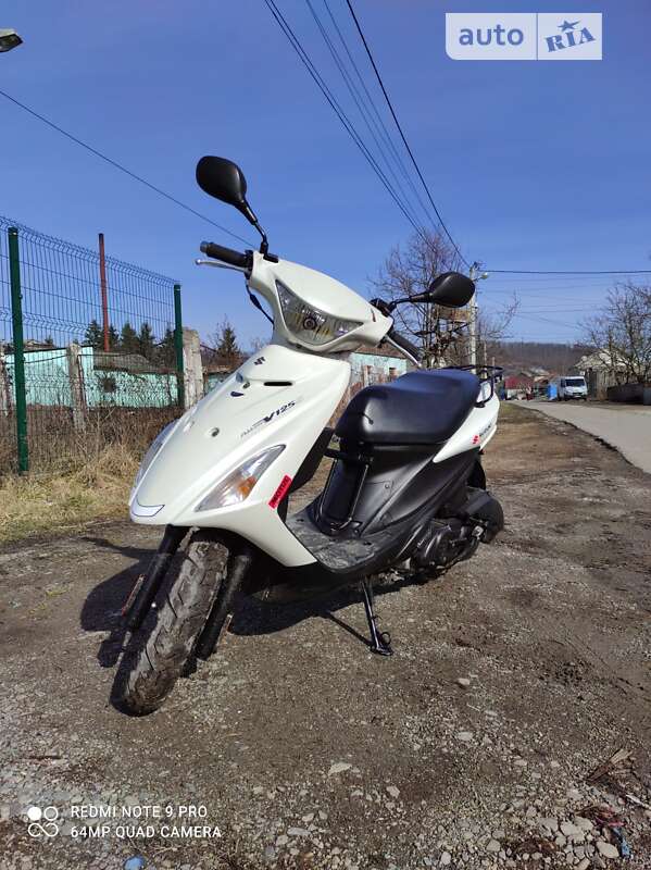Вантажні моторолери, мотоцикли, скутери, мопеди Suzuki Address V125 2017 в Ужгороді