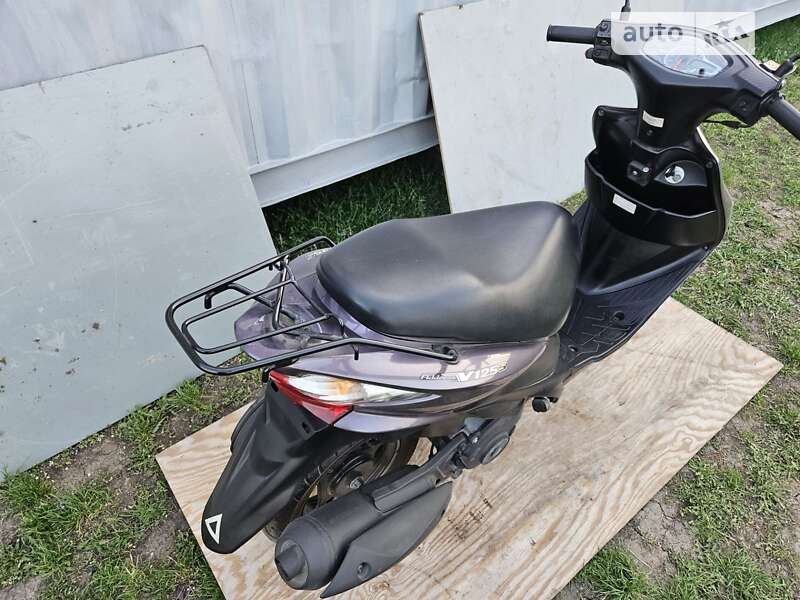 Скутер Suzuki Address V125 2014 в Вознесенске