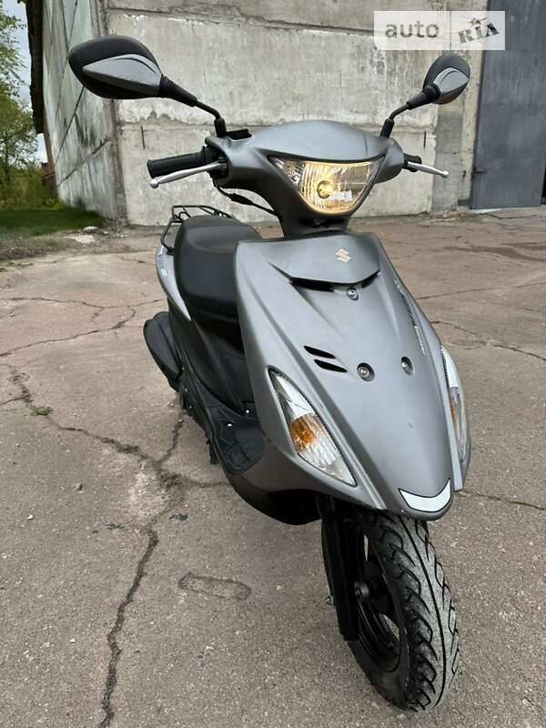 Макси-скутер Suzuki Address V125 2015 в Сновске