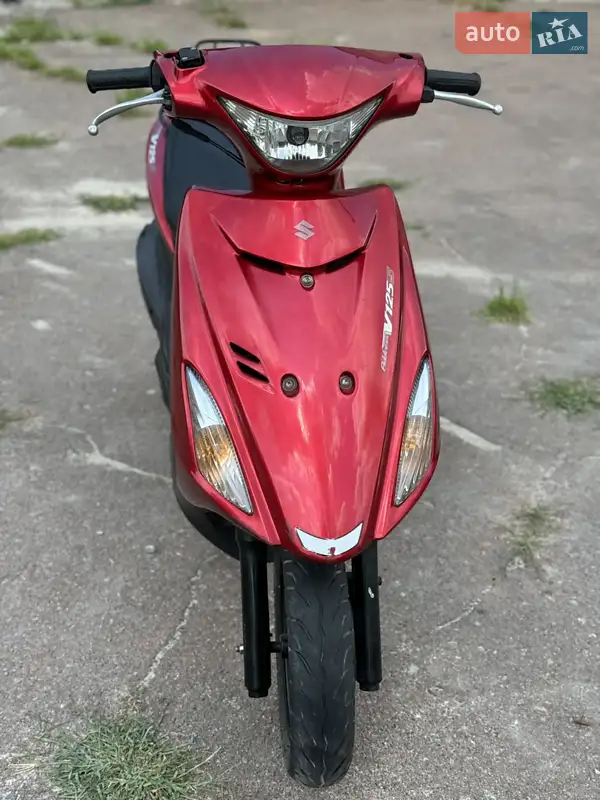 Макси-скутер Suzuki Address V125 2013 в 