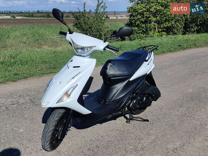 Suzuki Address V125 2014 Suzuki Address V125 2014