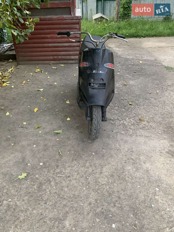 Suzuki Address V50 2000