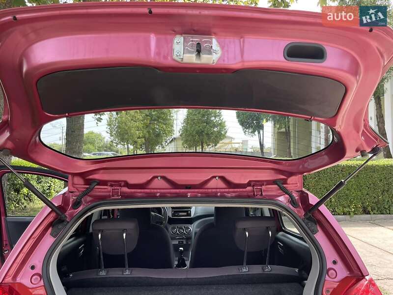 Седан Suzuki Alto 2009 в Стрию