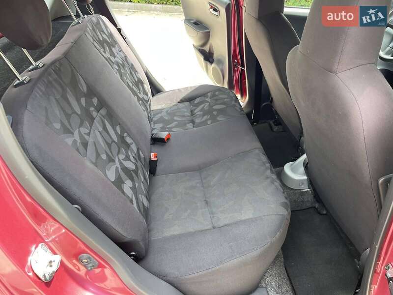 Седан Suzuki Alto 2009 в Стрию