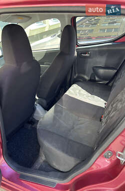 Хэтчбек Suzuki Alto 2011 в 
