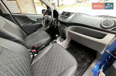 Хэтчбек Suzuki Alto 2011 в 