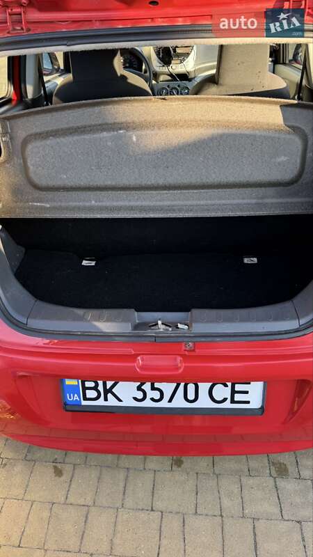 Хэтчбек Suzuki Alto 2010 в Ровно