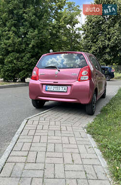 Хэтчбек Suzuki Alto 2011 в 