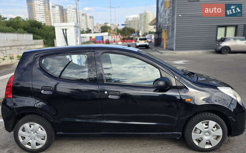 Хэтчбек Suzuki Alto 2011 в Киеве