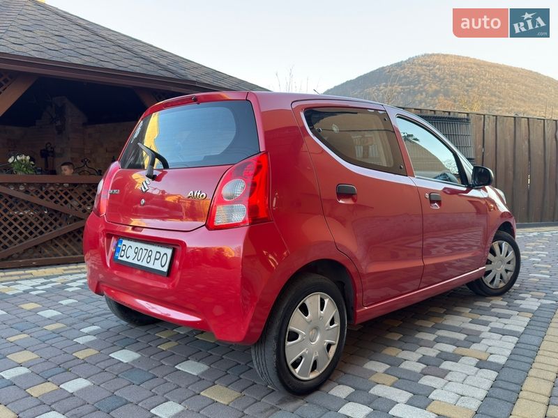 Хэтчбек Suzuki Alto 2013 в Тячеве