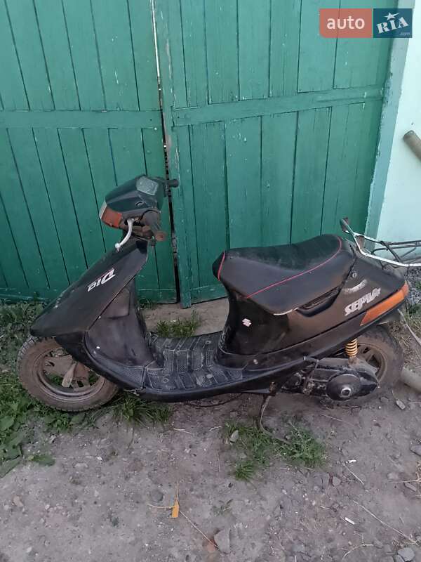 Мотороллер Suzuki AP 50 1982 в Томашполе