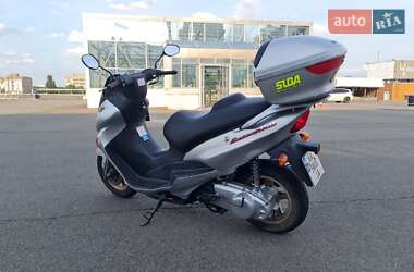 Макси-скутер Suzuki Avenis 150 2002 в 