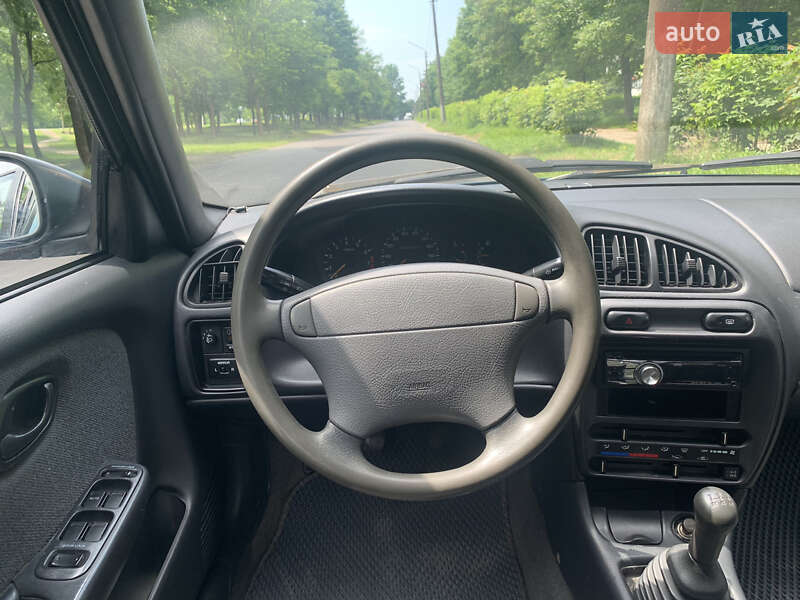 Седан Suzuki Baleno 1996 в Львове