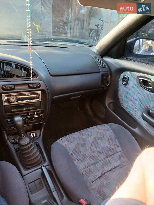 Седан Suzuki Baleno 1996 в Львові