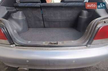 Хэтчбек Suzuki Baleno 2000 в 