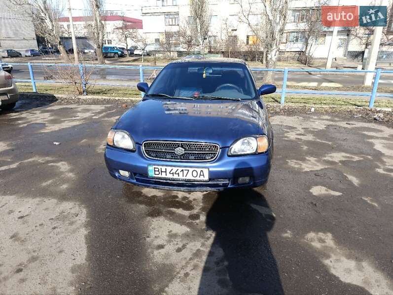 Седан Suzuki Baleno 1999 в Славянске