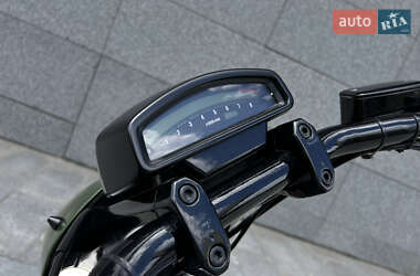 Мотоцикл Круизер Suzuki Boulevard M109R 2006 в 