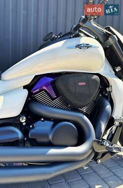Мотоцикл Круизер Suzuki Boulevard M109R 2007 в 