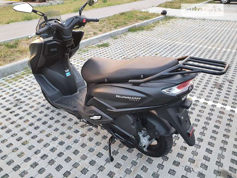 Скутер Suzuki Burgman 125 2010 в Києві