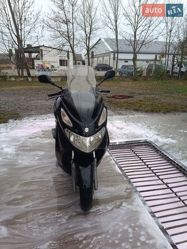 Макси-скутер Suzuki Burgman 125 2008 в Снятине