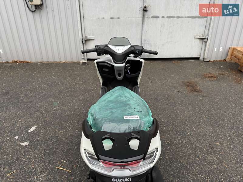 Макси-скутер Suzuki Burgman 125 2024 в Днепре