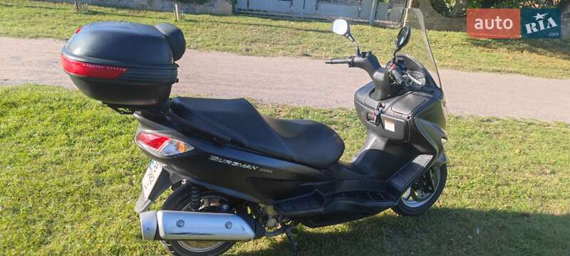 Скутер Suzuki Burgman 200 2017 в Виннице
