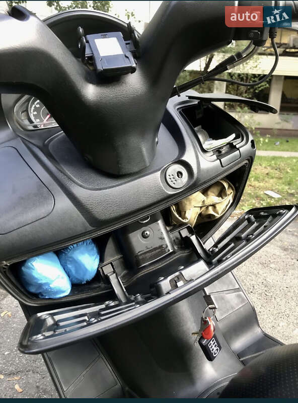 Скутер Suzuki Burgman 200 2017 в Києві