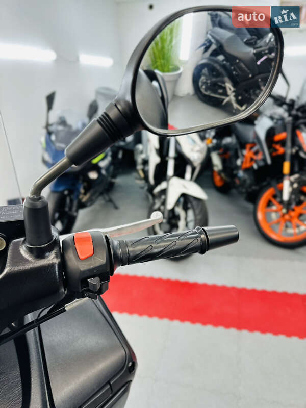 Макси-скутер Suzuki Burgman 200 2015 в Одессе